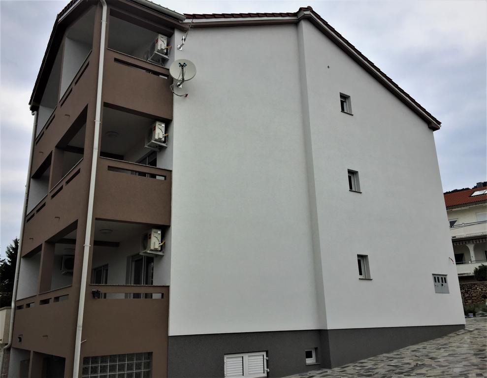 Apartmani Orhideja راب المظهر الخارجي الصورة