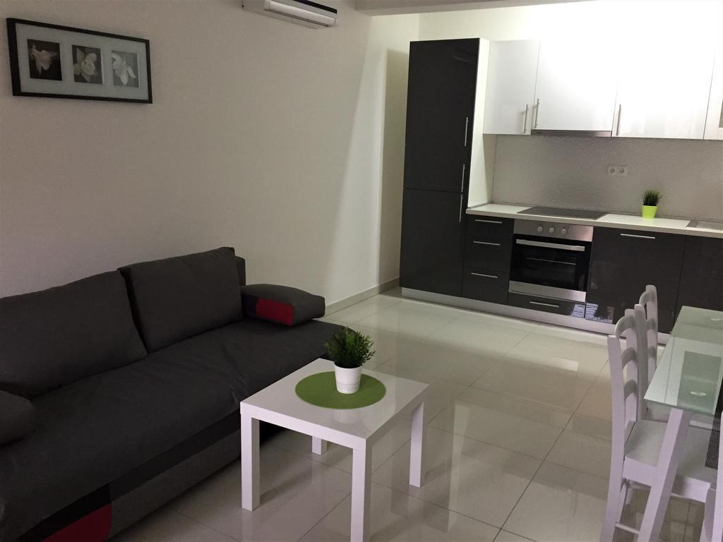 Apartmani Orhideja راب المظهر الخارجي الصورة